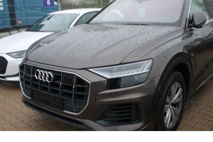 Audi Q8 118.900 km 52.690 &euro; Wolfsburg 38440