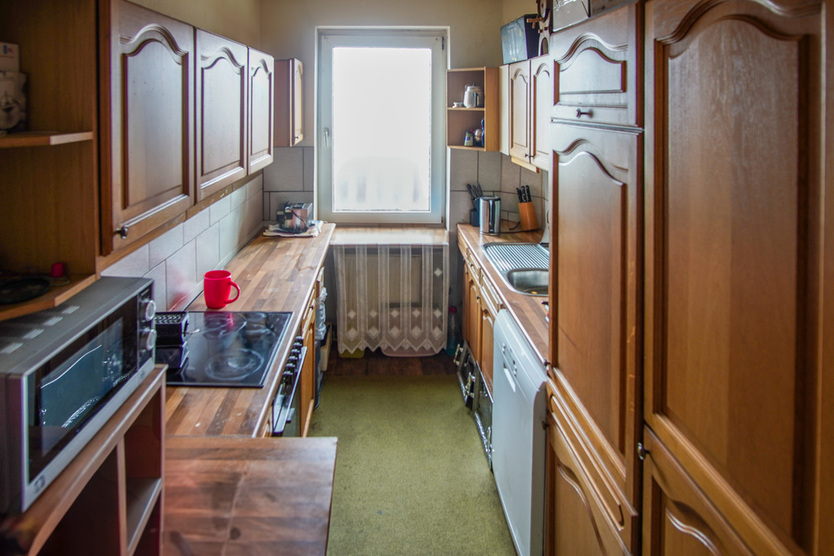 Handwerker aufgepasst! - Zentral gelegenes Mehrfamilienhaus mit Ausbaupotential 7 zimmer