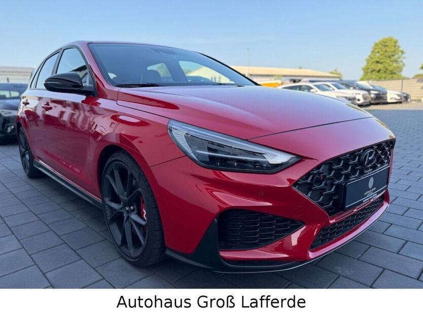 i30