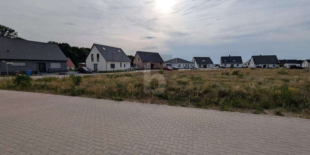 Grundstück Osloß - 185.000&euro; | Angebot:27081151