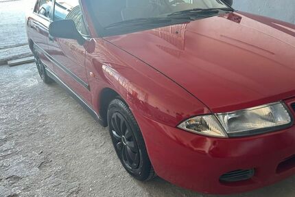 Mitsubishi Carisma 130.000 km 2.999 &euro; Salzgitter 38226