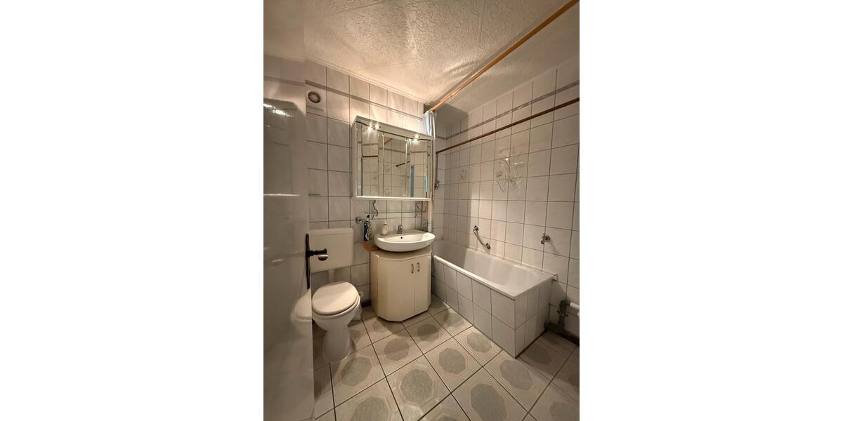 Etagenwohnung Wolfsburg Detmerode - 3 Zimmer, 85 m&sup2;, 160.000&euro; | Angebot:26401345