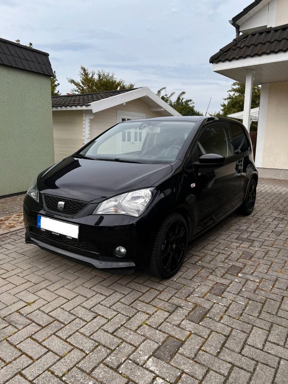 Seat Mii 29.824 km 6.900 € Wolfsburg 38442