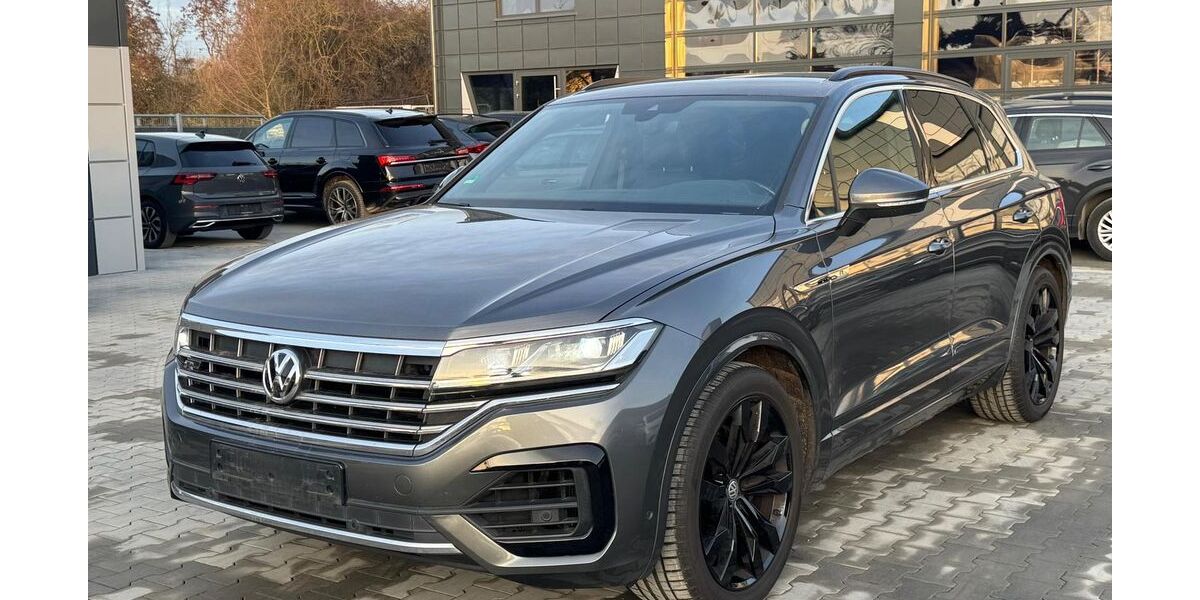 VW Touareg 120.030 km 38.990 &euro; Vechelde 38159