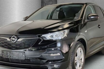 Opel Grandland (X) 97.373 km 15.950 € Braunschweig 38126