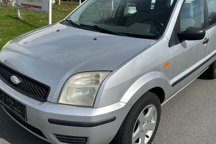 Ford Fusion 162.000 km 850 € Salzgitter 38229