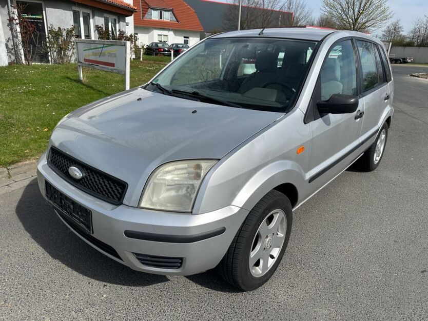 Ford Fusion 162.000 km 850 € Salzgitter 38229
