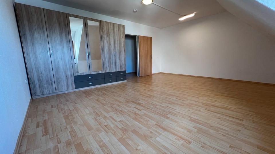 Dachgeschoßwohnung Gifhorn - 2 Zimmer, 89 m&sup2;, 650&euro; | Angebot:25307432