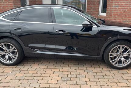 Audi e-tron 27.500 km 32.899 &euro; Vechelde 38159