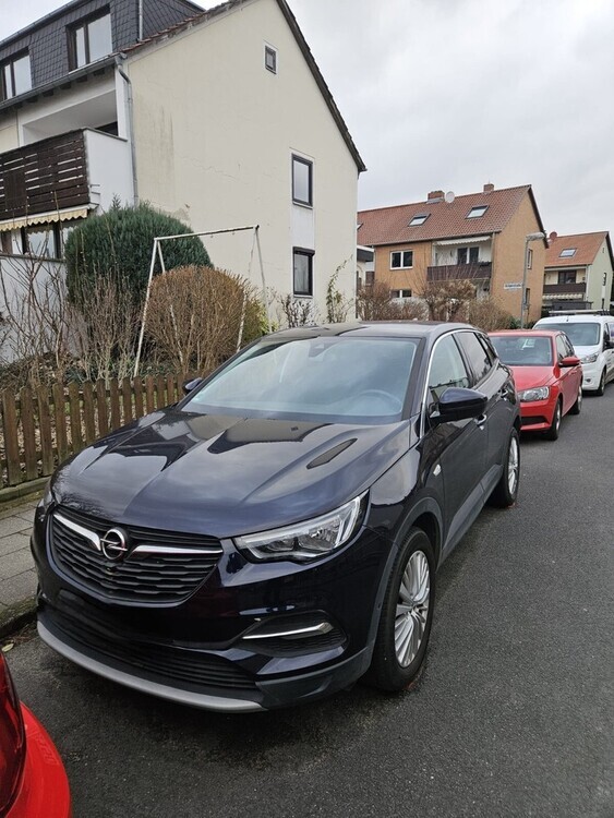 Opel Grandland X 23.744 km 19.500 € Braunschweig 38100