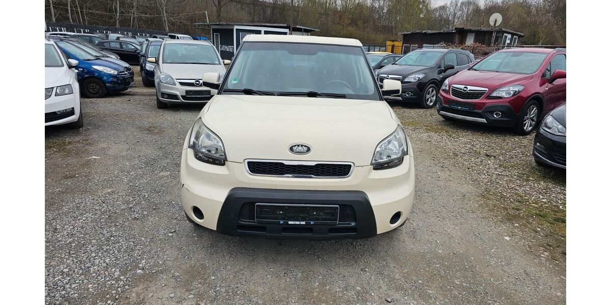 Kia Soul 135.713 km 2.190 &euro; Braunschweig 38120