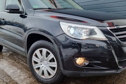 VW Tiguan 226.932 km 9.490 &euro; Wolfsburg 38446