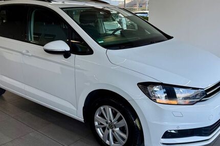 VW Touran 119.000 km 19.490 &euro; Braunschweig 38116