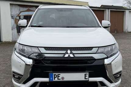 Mitsubishi Outlander 69.000 km 23.500 &euro; Wedtlenstedt 38159