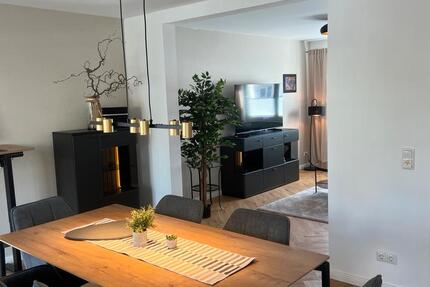 Wohnung Braunschweig Lehndorf-Watenbüttel - 4 Zimmer, 150 m&sup2;, 2.700&euro; | Angebot:25948877