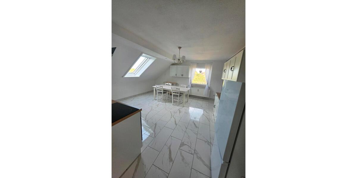 Dachgeschoßwohnung Salzgitter Ortschaft Ost - 3 Zimmer, 108 m&sup2;, 780&euro; | Angebot:26408212