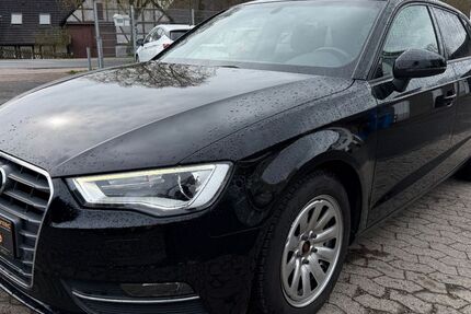 Audi A3 130.000 km 10.900 &euro; Lehre 38165