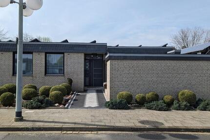 Bungalow im Kanzlerfeld,116m² Wohnfläche, 555m² Grundstück 4 zimmer