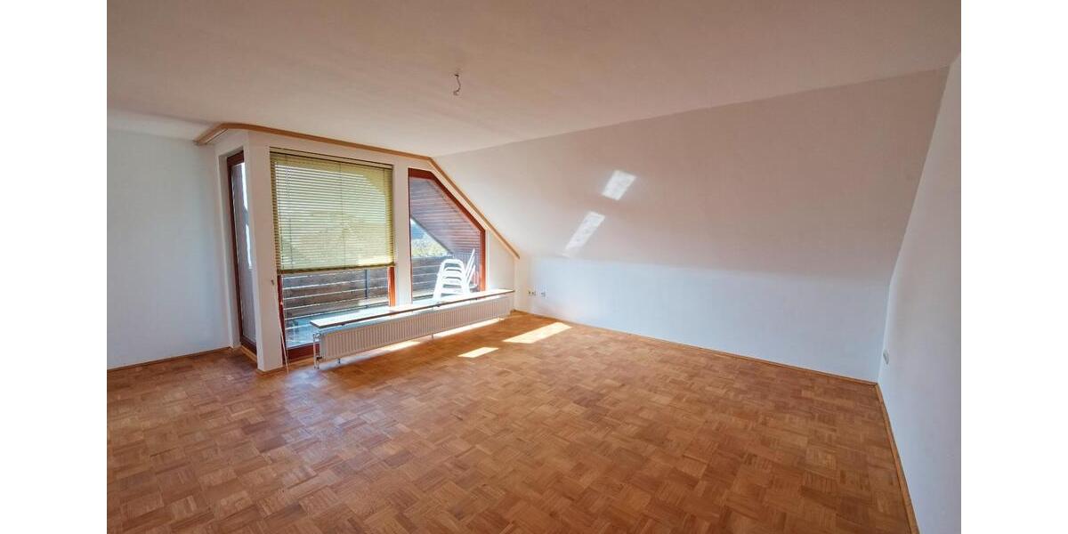 Etagenwohnung Wolfenbüttel Ahlum - 3 Zimmer, 94 m&sup2;, 895&euro; | Angebot:27594889