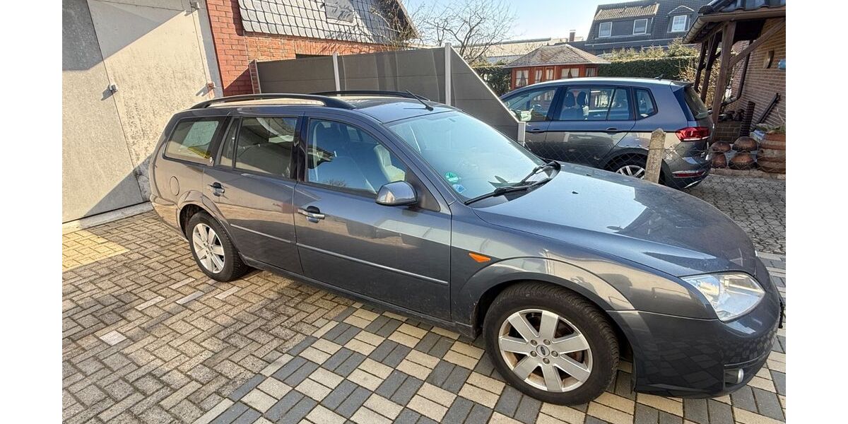 Ford Mondeo 220.000 km 2.500 &euro; Wolfsburg 38448
