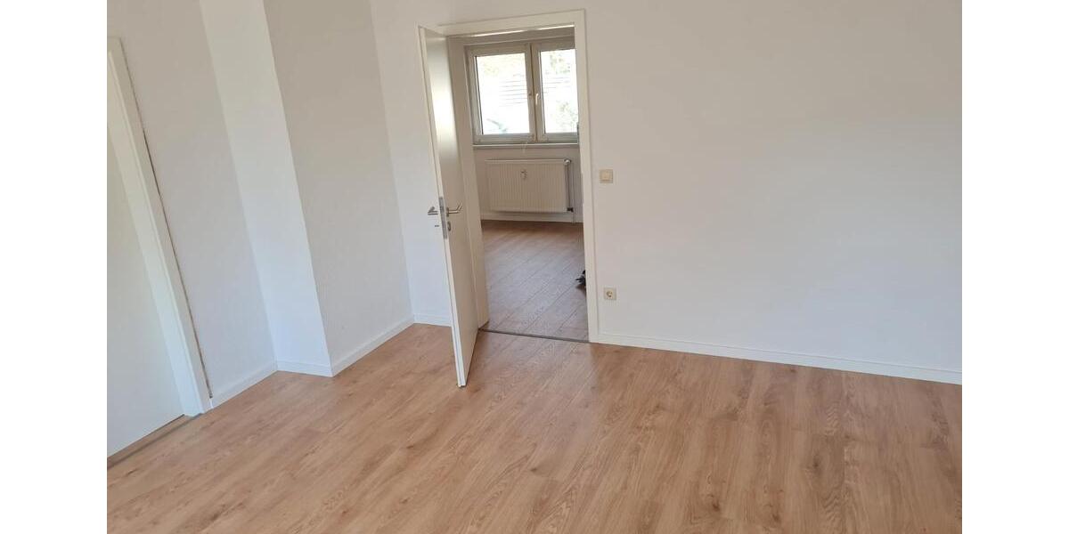 Erdgeschoßwohnung Wolfsburg Almke - 3 Zimmer, 60 m&sup2;, 500&euro; | Angebot:26665199
