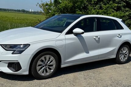 Audi A3 61.000 km 21.100 &euro; Braunschweig 38126