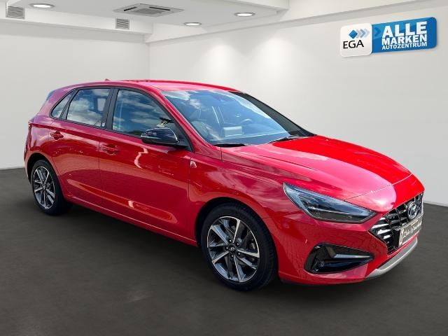 i30