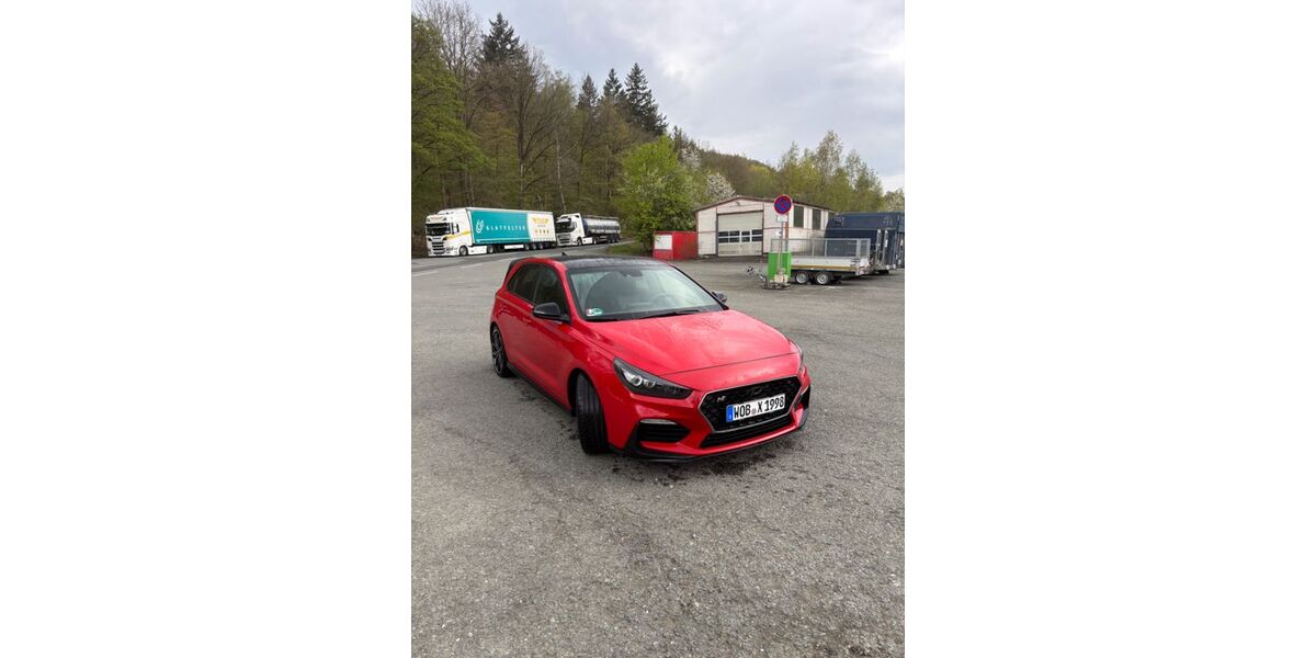 Hyundai i30 74.000 km 19.499 &euro; Wolfsburg 38442