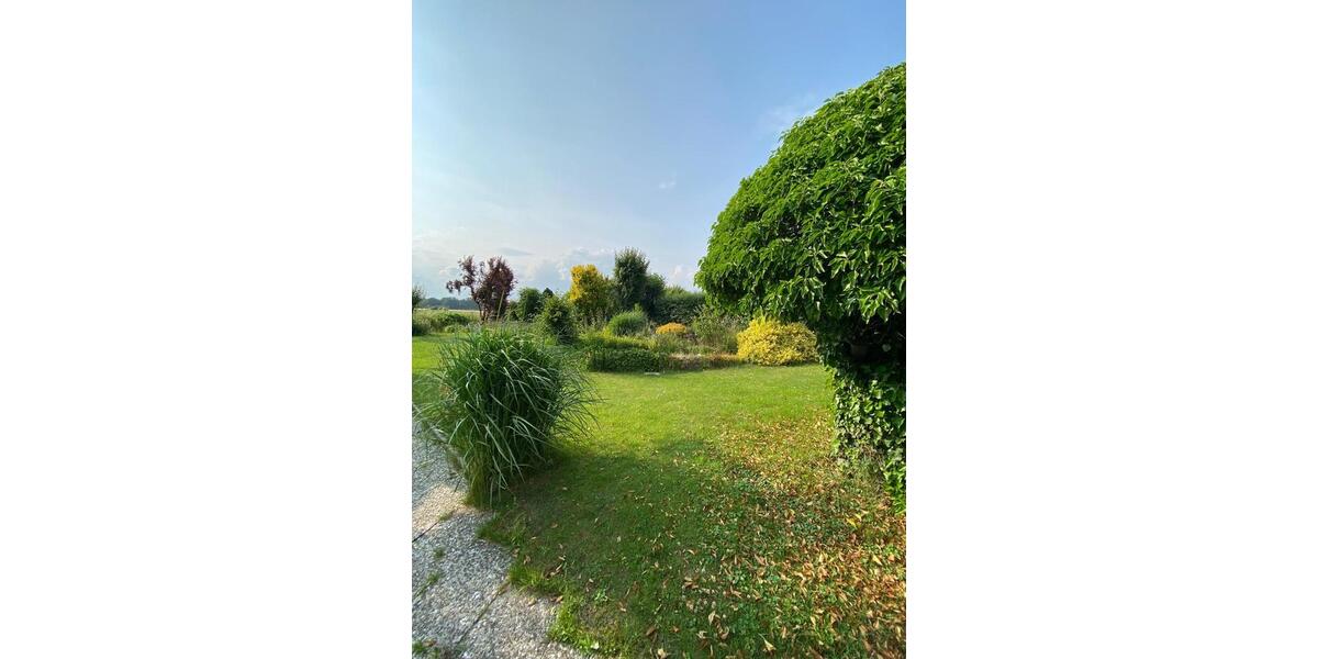 Doppelhaushälfte Wolfsburg - 4 Zimmer, 140 m&sup2;, 1.600&euro; | Angebot:23547187