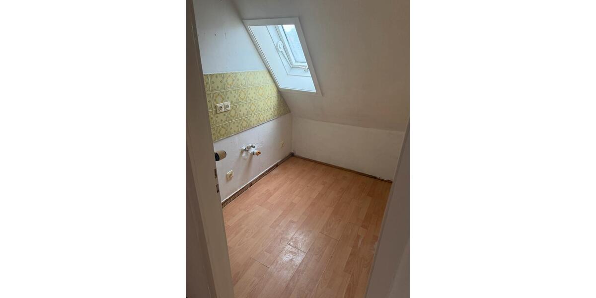 Dachgeschoßwohnung Salzgitter Ortschaft Ost - 3 Zimmer, 40 m&sup2;, 550&euro; | Angebot:26445327